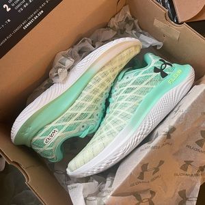 Under Armor Women’s Shoes